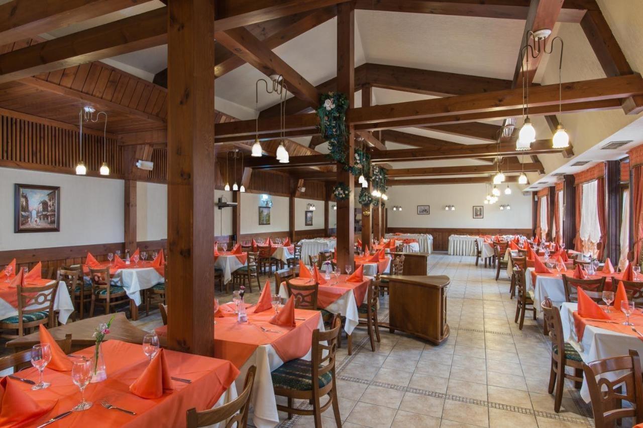 Hotel Pirin Bansko Esterno foto